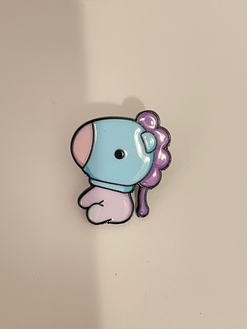 BTS BT21 Enamel Pin (Set of 7) - Picture 4 of 7